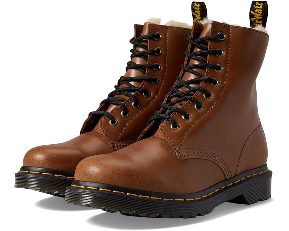 

Ботинки Dr. Martens 1460 Serena, цвет Saddle Tan Farrier