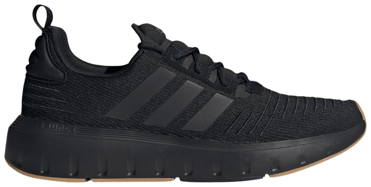 

Кроссовки adidas Swift Run 'Black Gum', черный