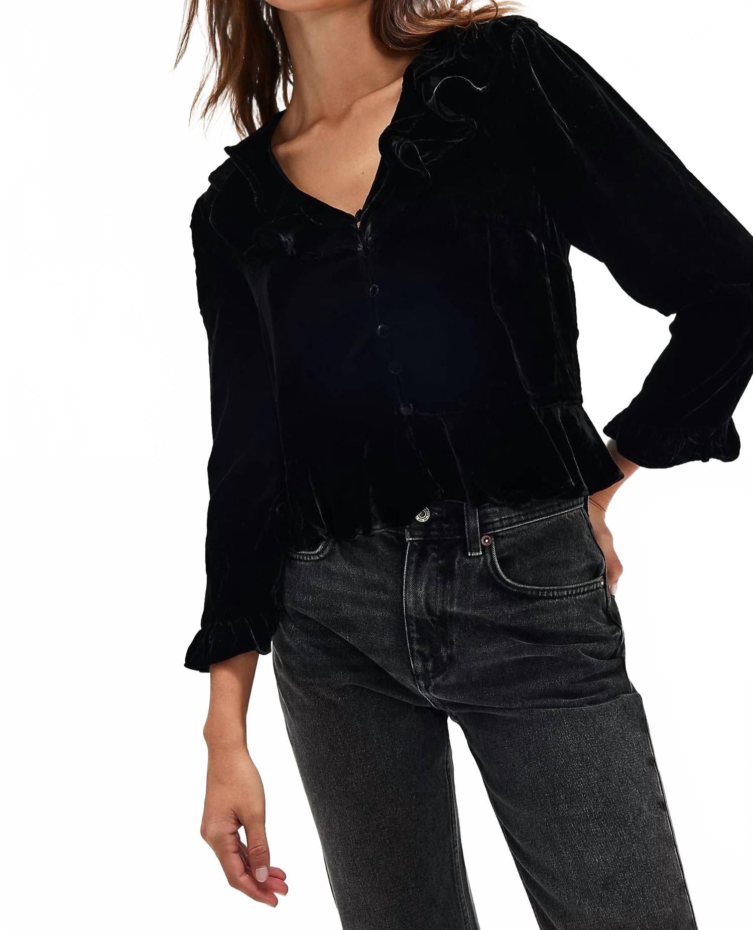 

Атласный топ в черном цвете Rixo