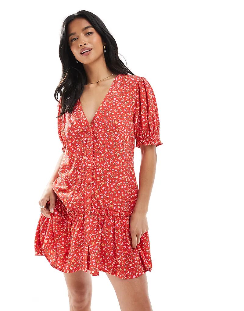 

Платье Miss Selfridge Petite с принтом и шёлком в красную клеточку