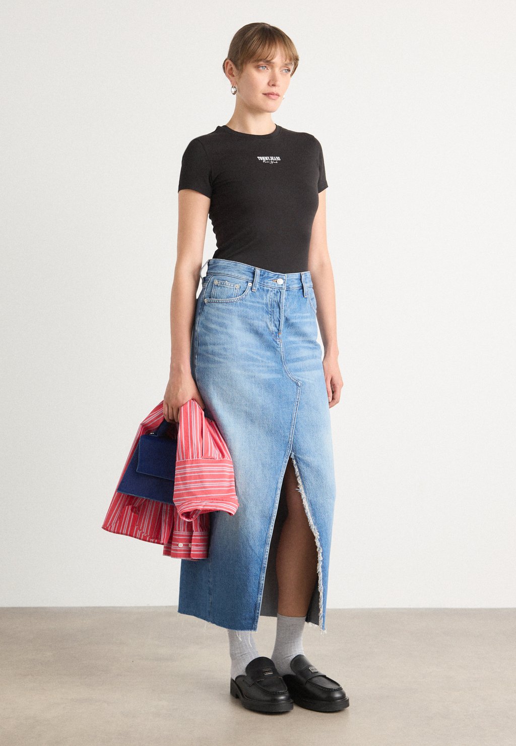 

Футболка с принтом ESSENTIAL LOGO TEE 2 PACK Tommy Jeans, черный