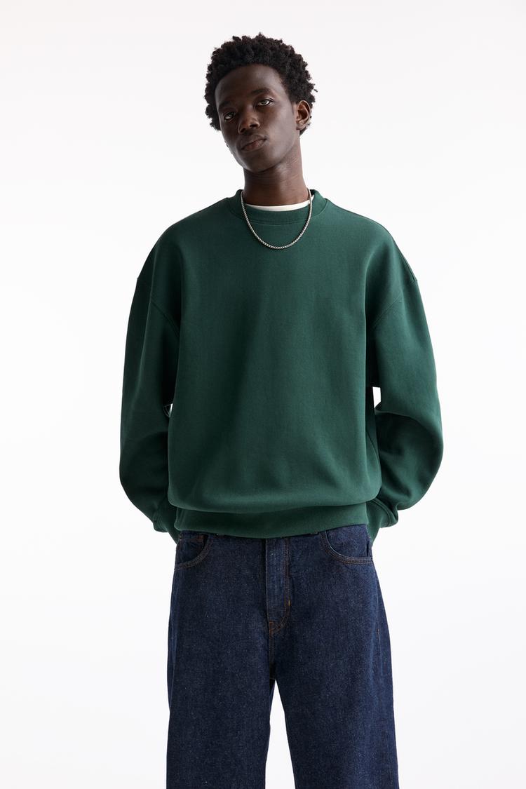 

Базовая толстовка с круглым вырезом Pull And Bear, зеленый