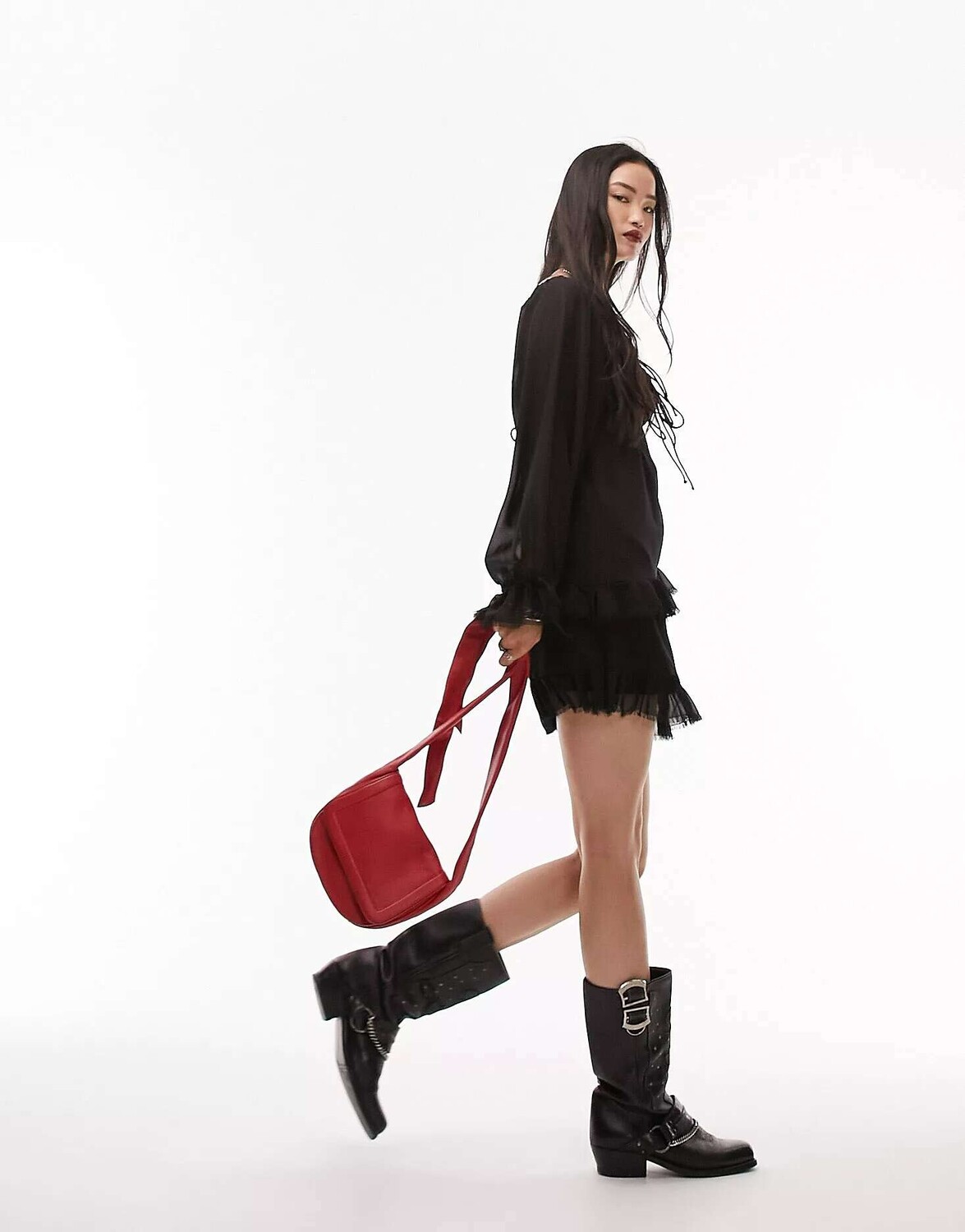

Черное чайное мини-платье со шнуровкой на спине и длинными рукавами Topshop, Черный, Черное чайное мини-платье со шнуровкой на спине и длинными рукавами Topshop