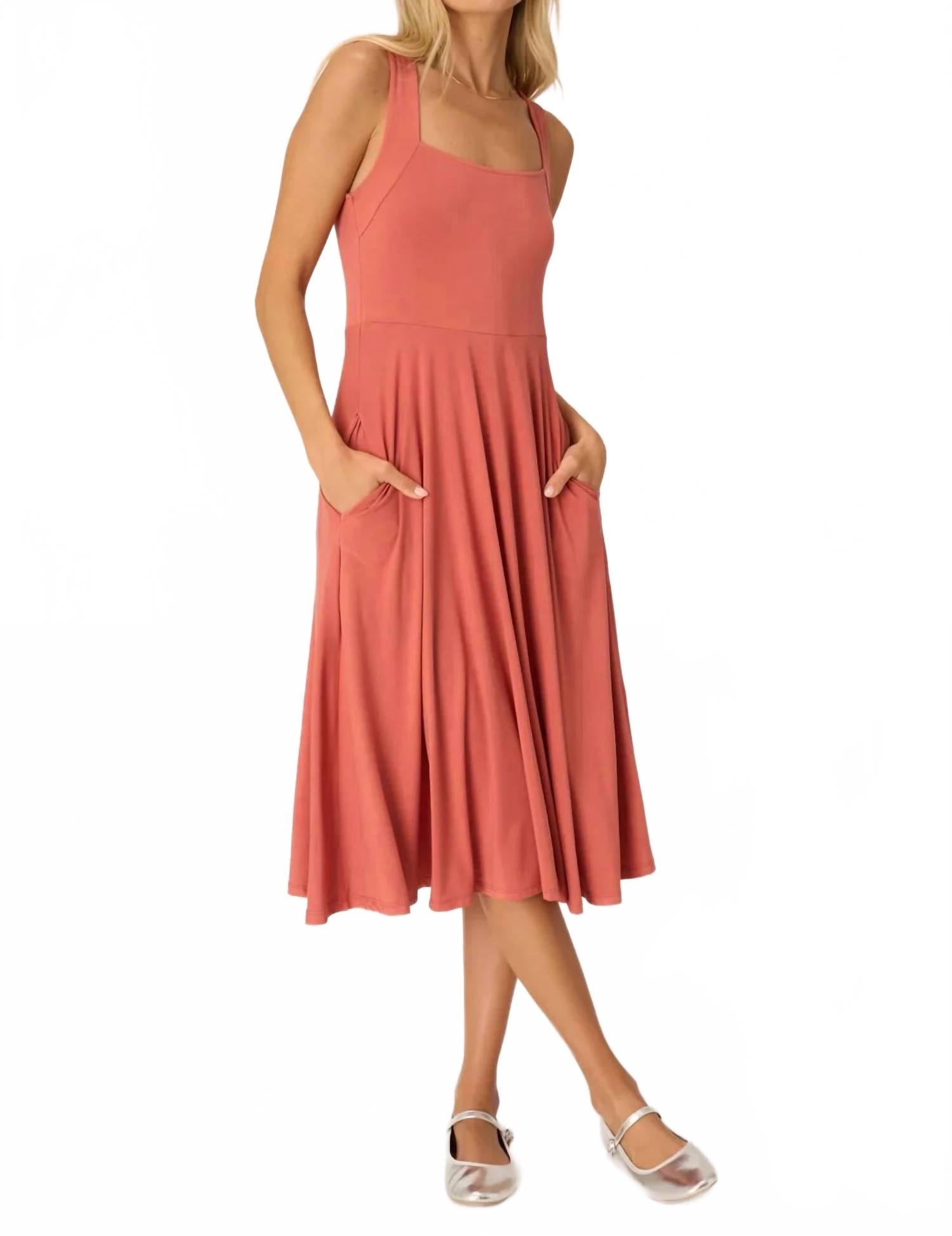 

Топ-платье в коралловом закатном оттенке PROJECT SOCIAL T