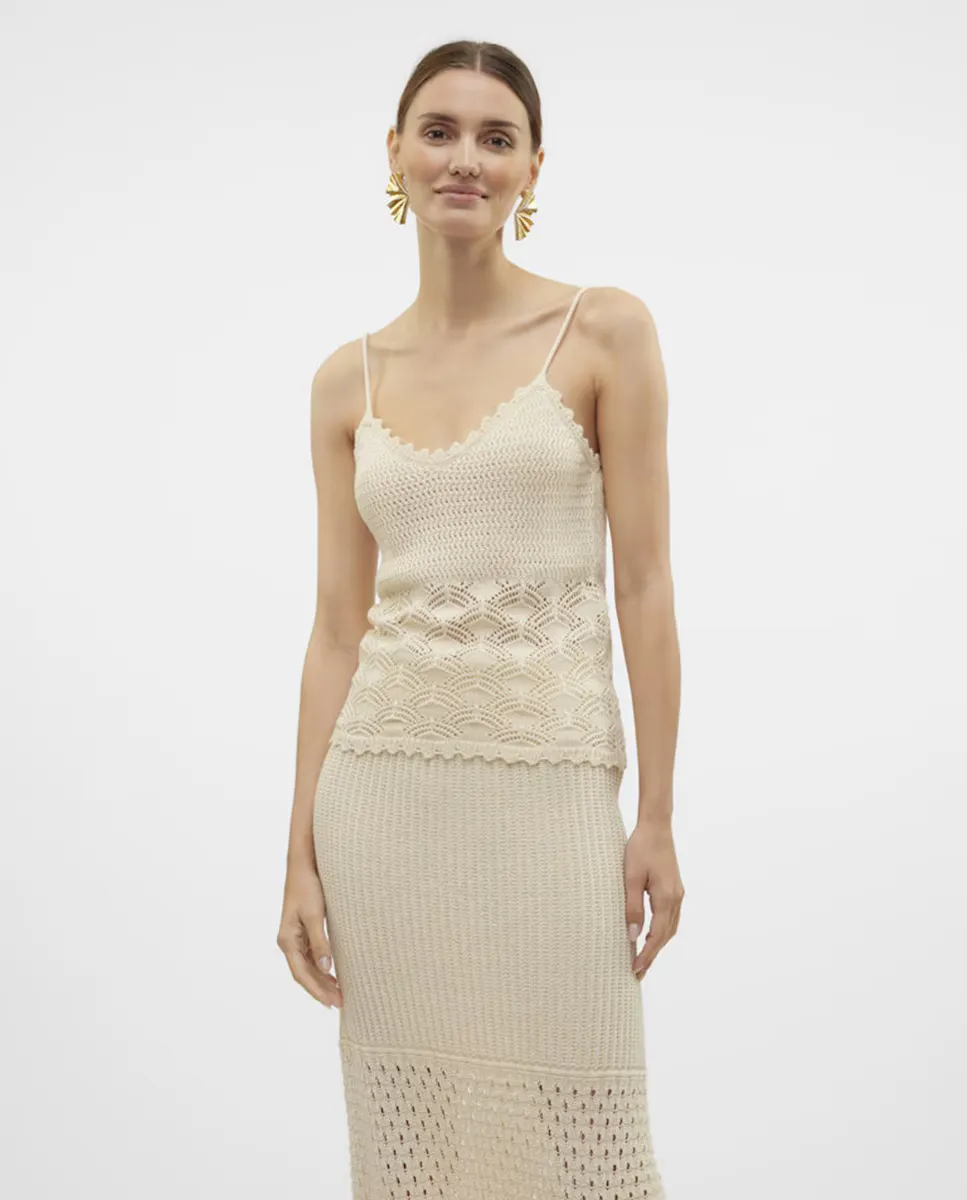 

Женский топ с крючком на бретелях Vero Moda, белый