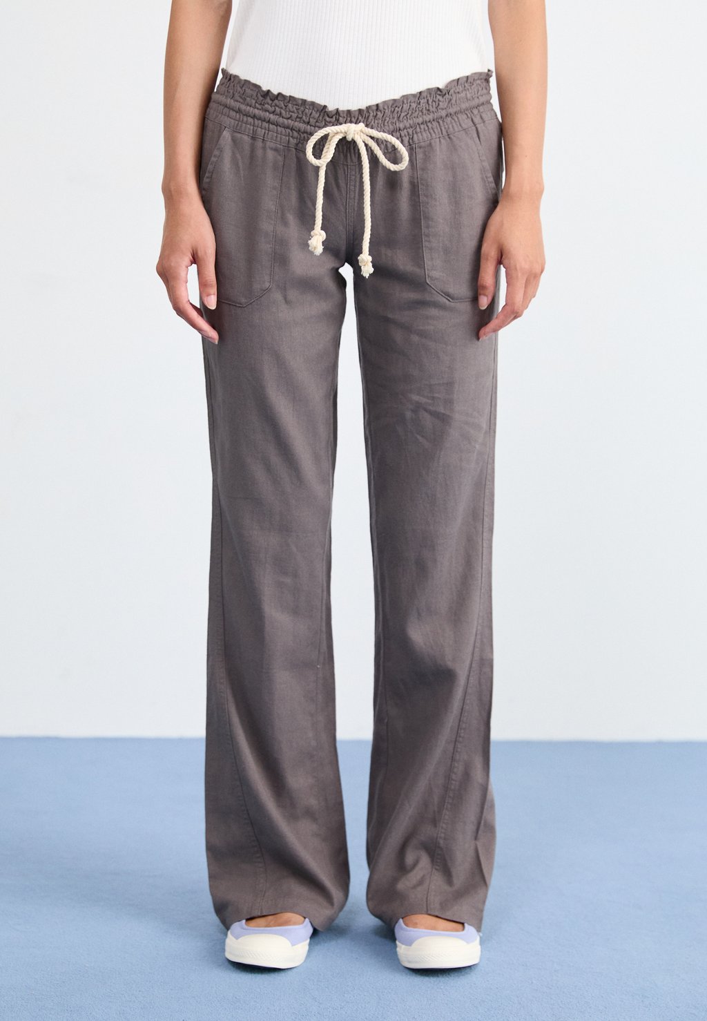 

Брюки OCEANSIDE PANT Roxy, темно-серый