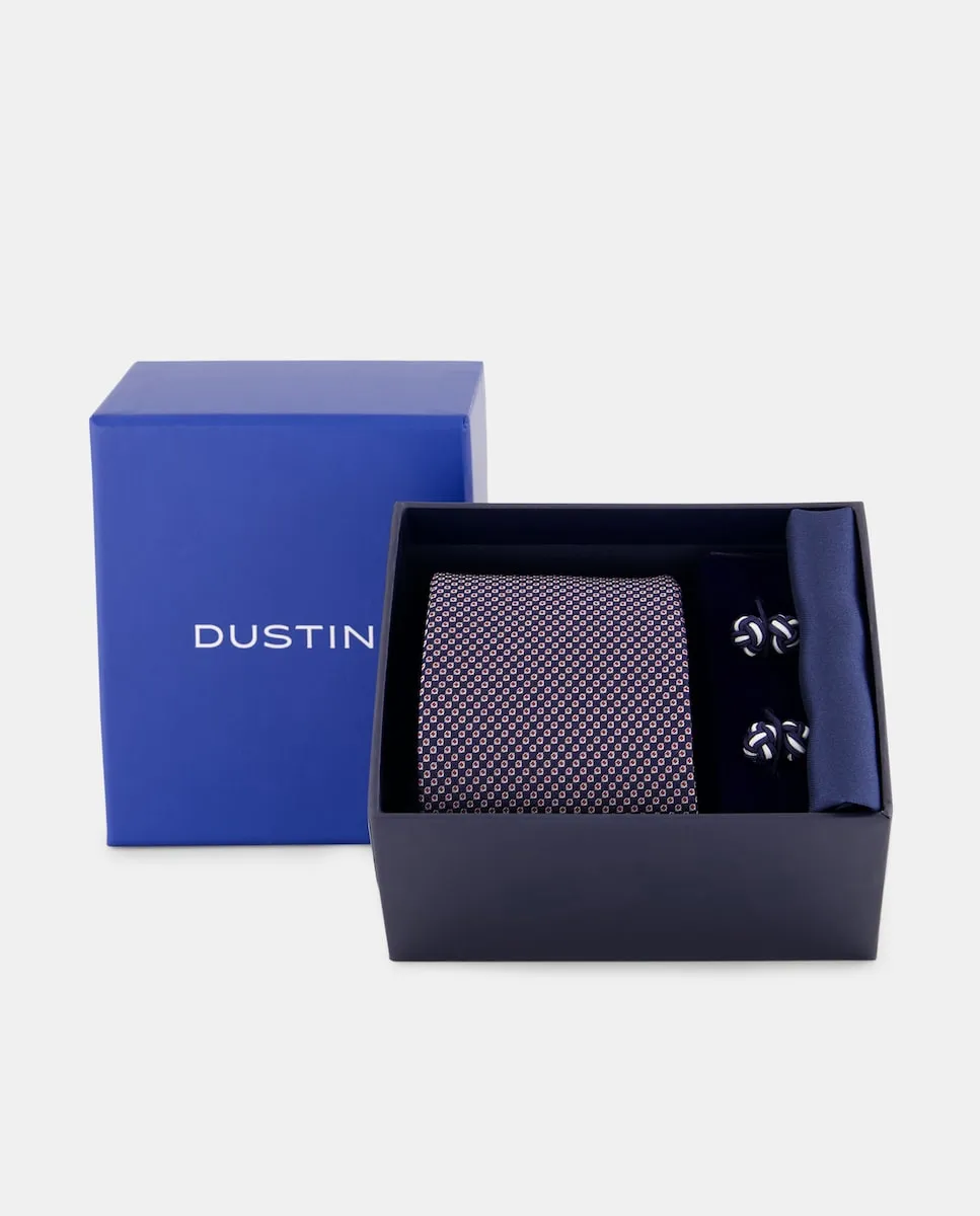 

Набор: футляр для галстука, запонки и подходящий платок Dustin, темно-синий