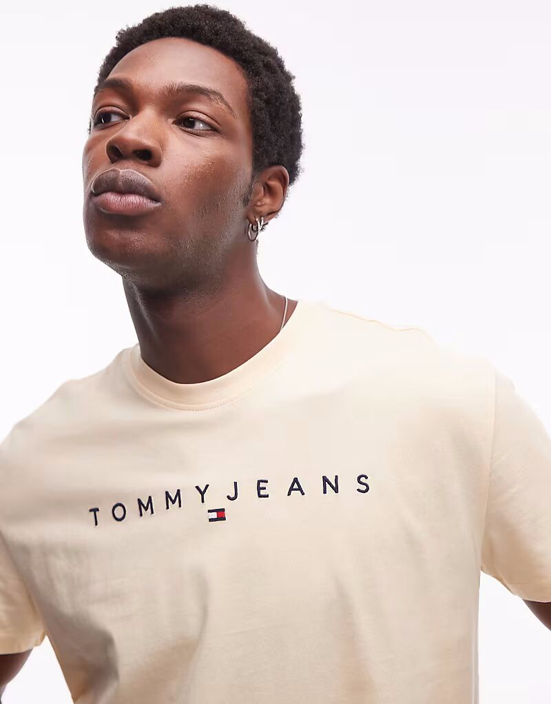 

Футболка Tommy Jeans с линейным логотипом масляно-желтого цвета
