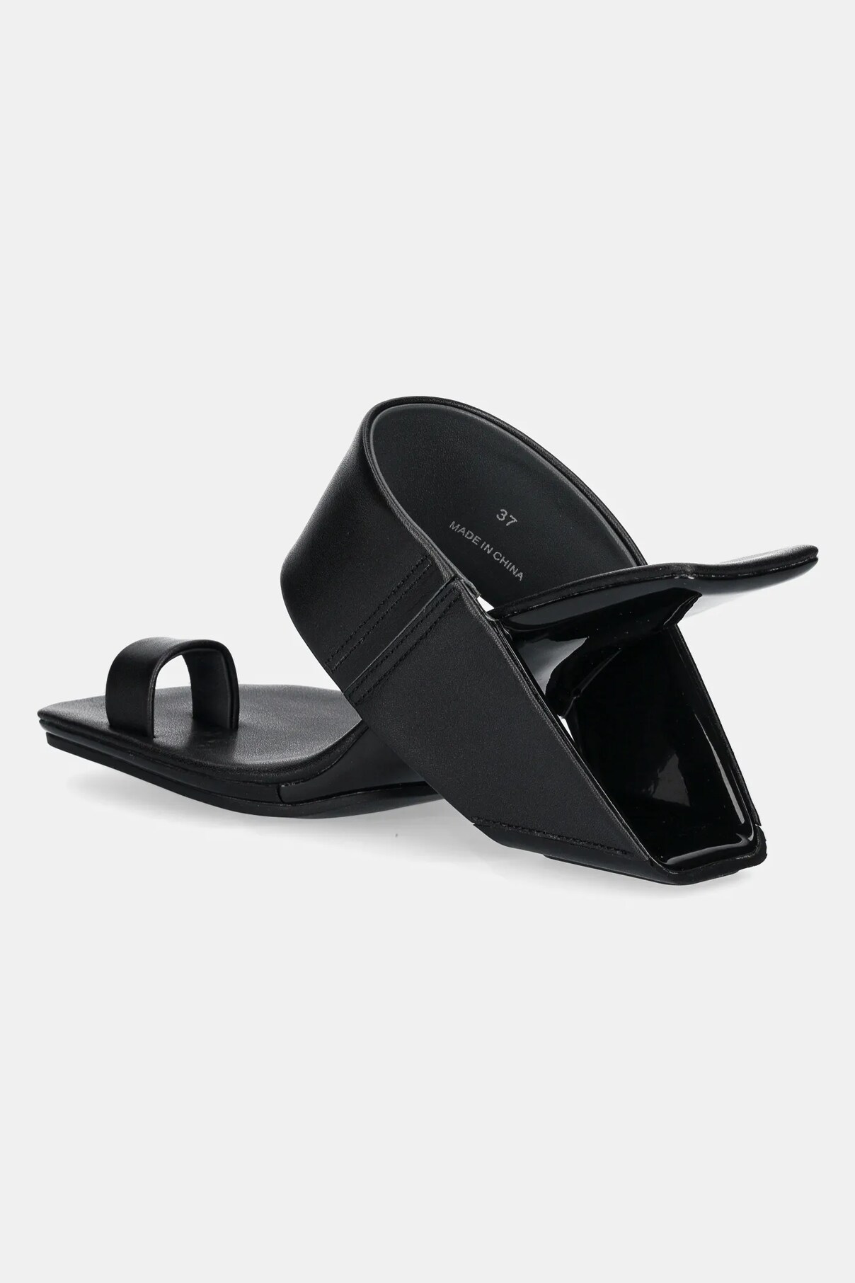 Шлепанцы Leather Loop Toe High Flip Flops United Nude, черный — фото 4