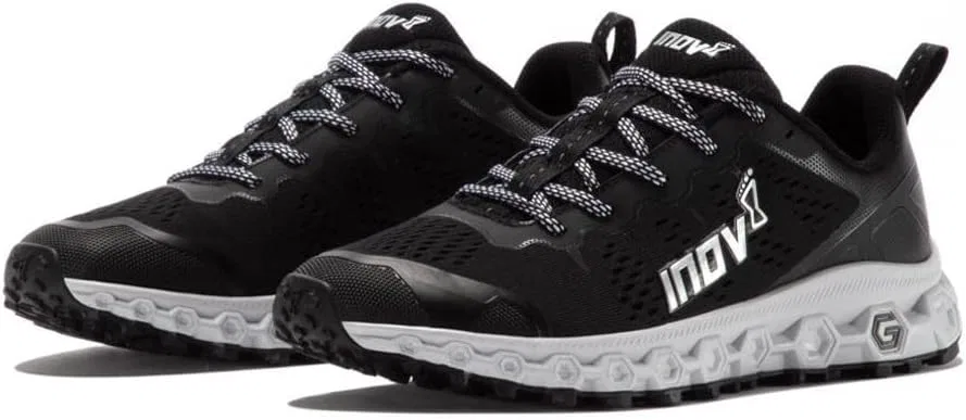 Мужские беговые кроссовки Inov8, размер 9.5 AU, Black White