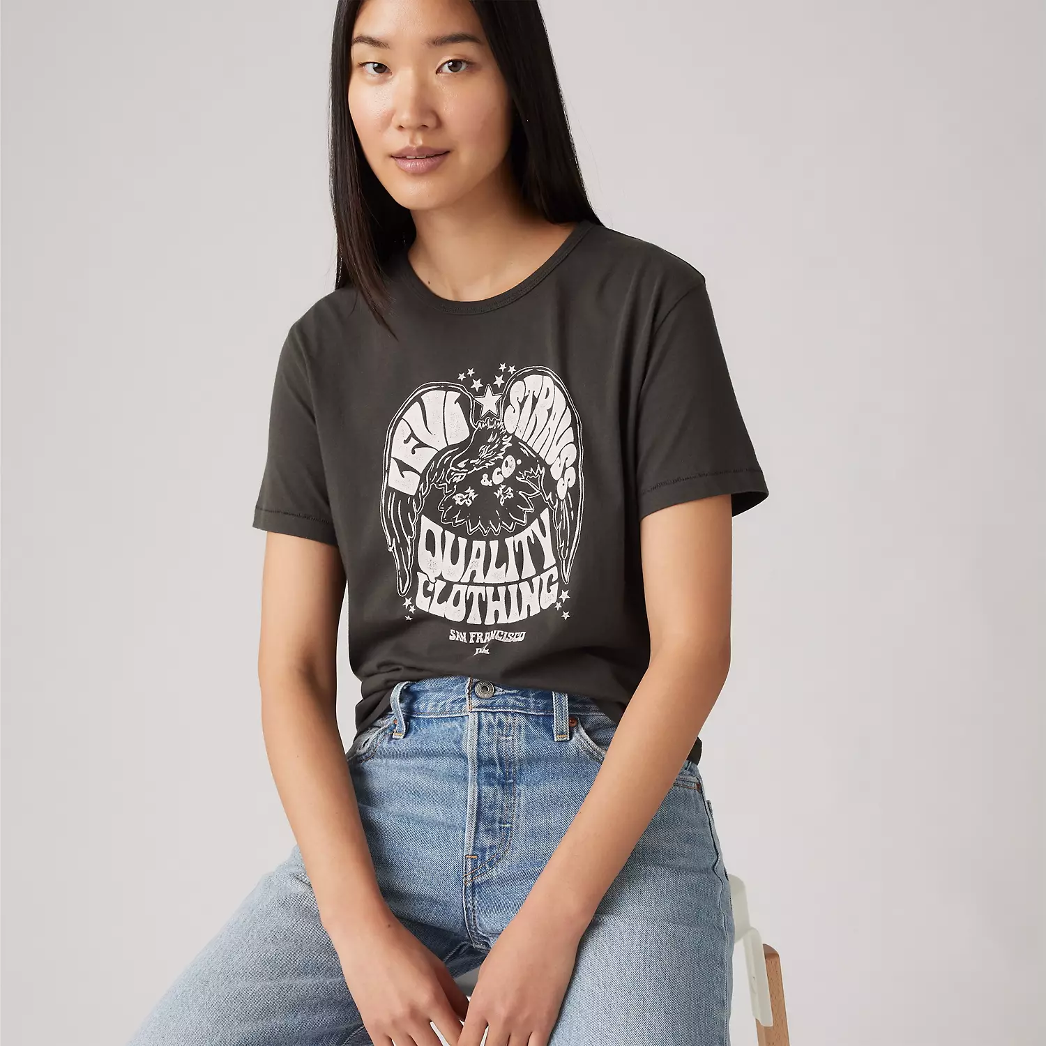 

Графическая культовая футболка Levi's, цвет Pirate Black
