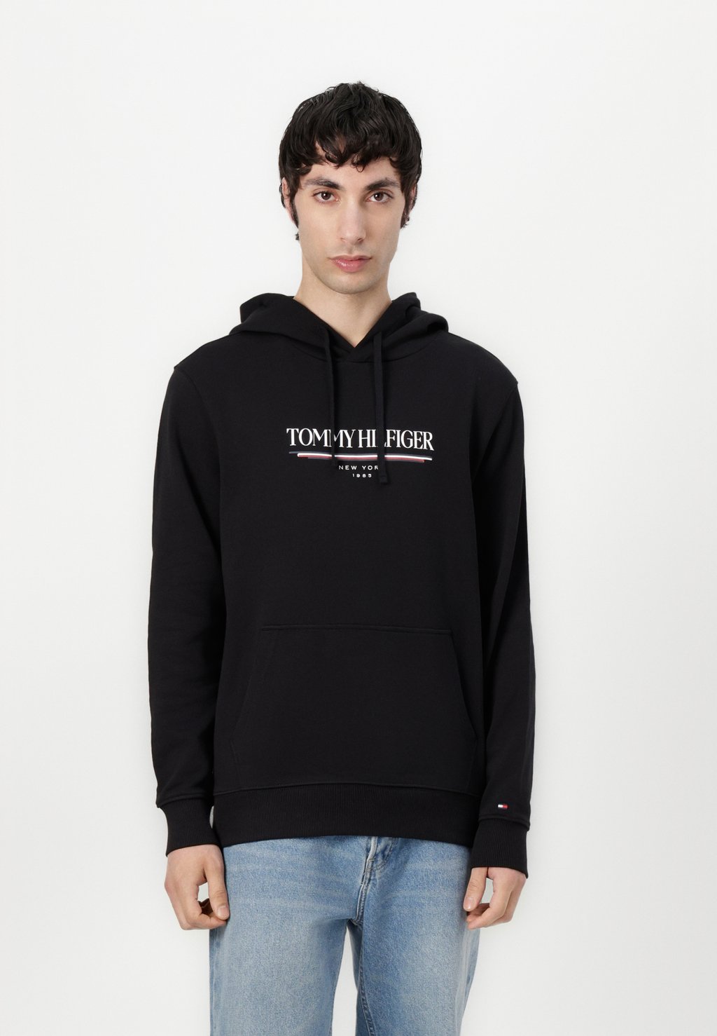

Толстовка с капюшоном BRAND LOVE HOODIE Tommy Hilfiger, черный