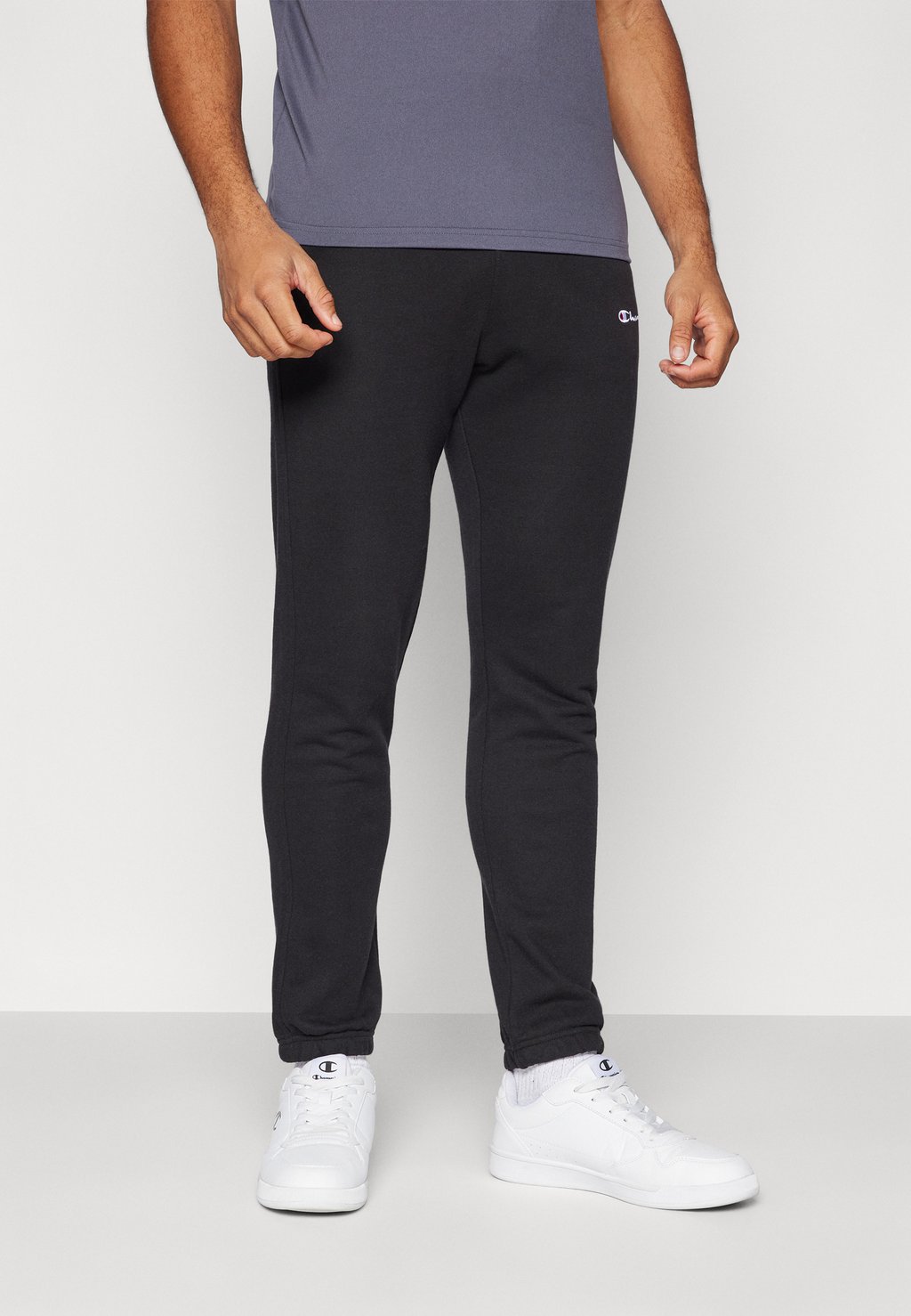 

Спортивные брюки ICONS ELASTIC CUFF PANTS WITH SMALL LOGO Champion, черный