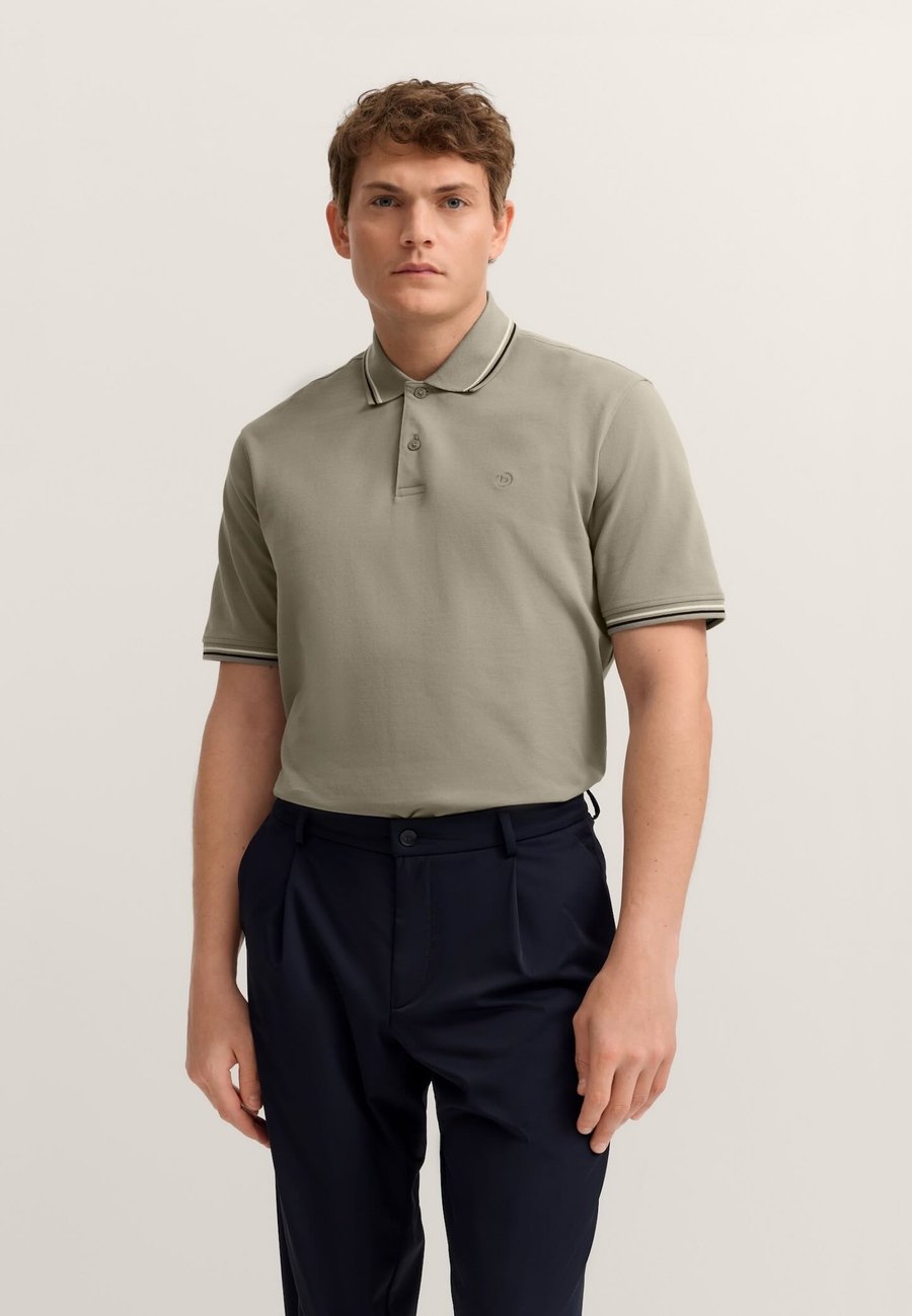 

Поло bugatti ESSENTIAL BASIC, Moos/Khaki, Хаки, Поло bugatti ESSENTIAL BASIC, Moos/Khaki