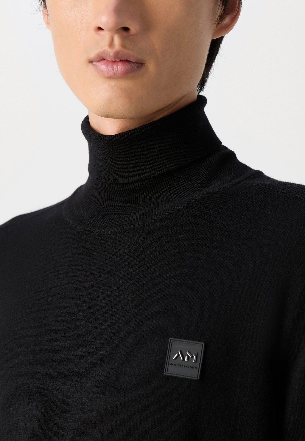 

Джемпер SWEATER WITH METAL LOGO RUBBER PATCH Antony Morato, черный