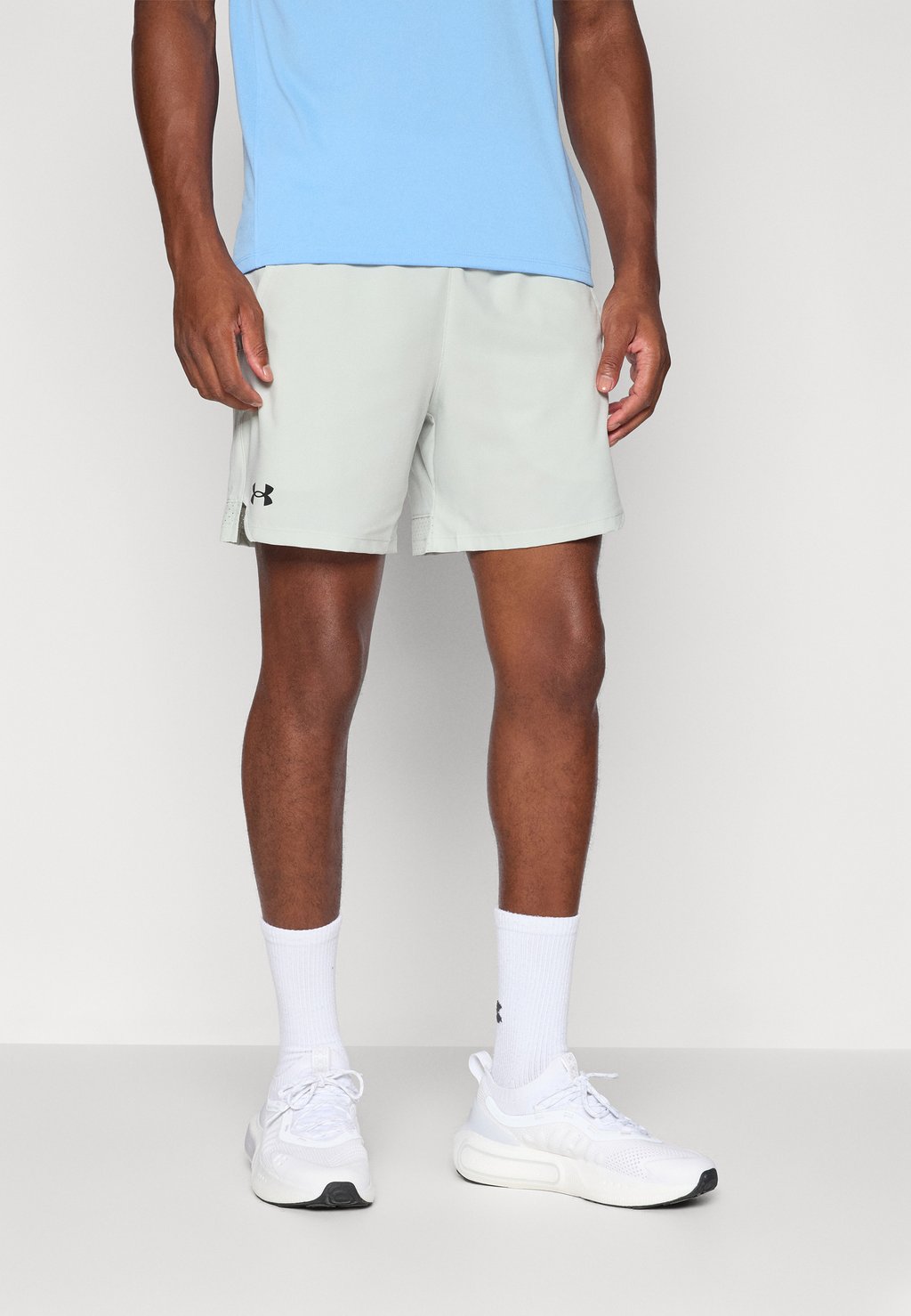 

Спортивные шорты VANISH Under Armour, зеленый