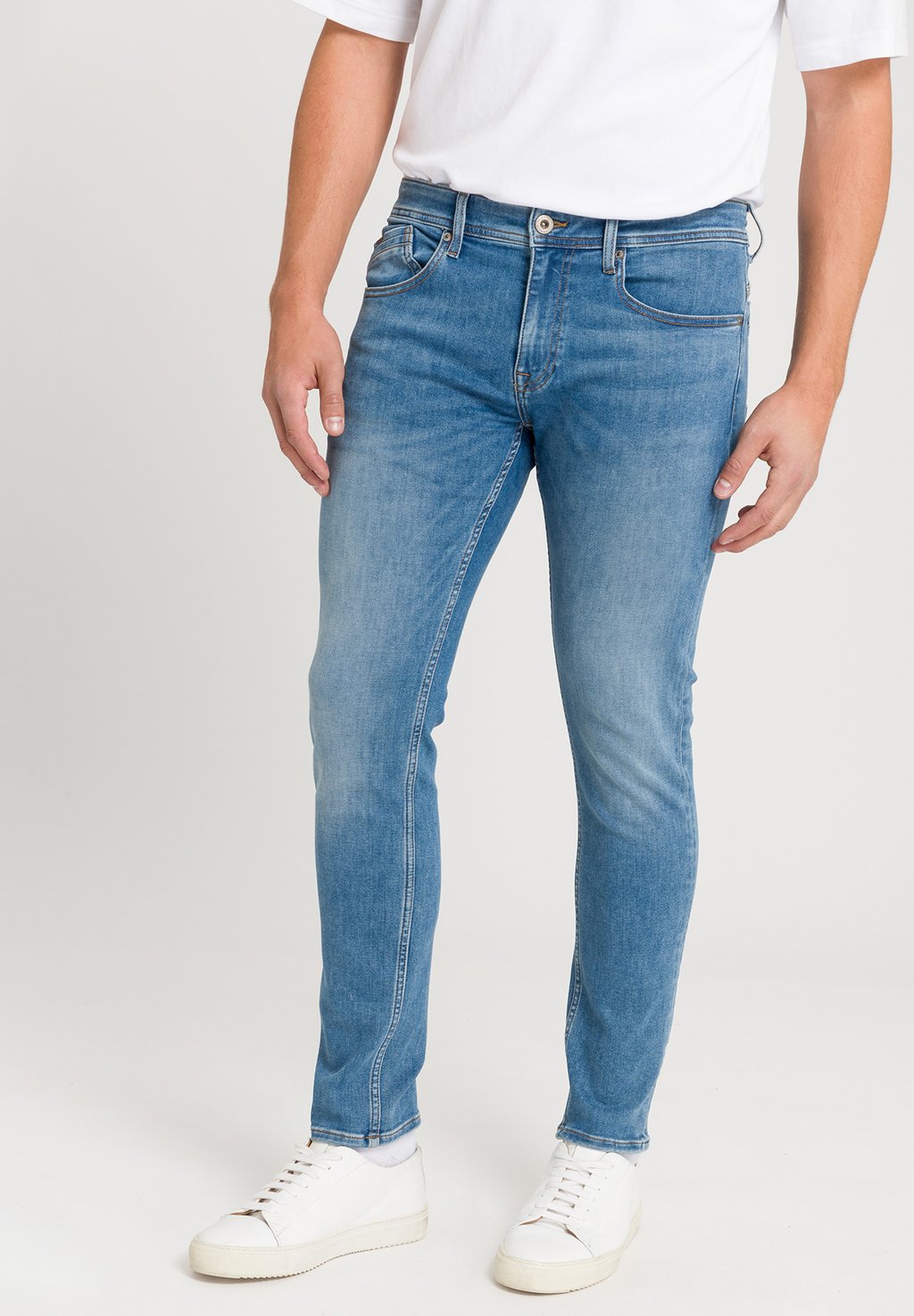 

Джинсы облегающего кроя JIMI Cross Jeans, деним