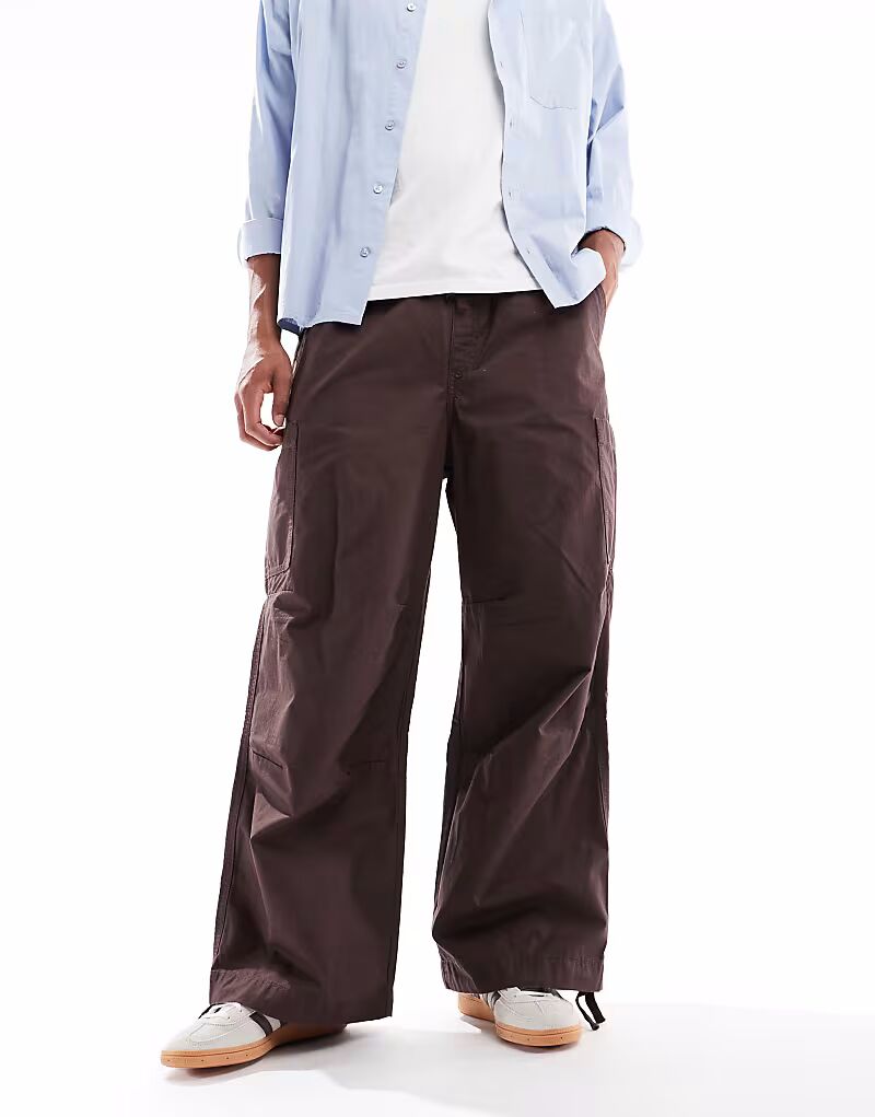 

Брюки-карго свободного кроя из коричневого рипстопа Asos Design