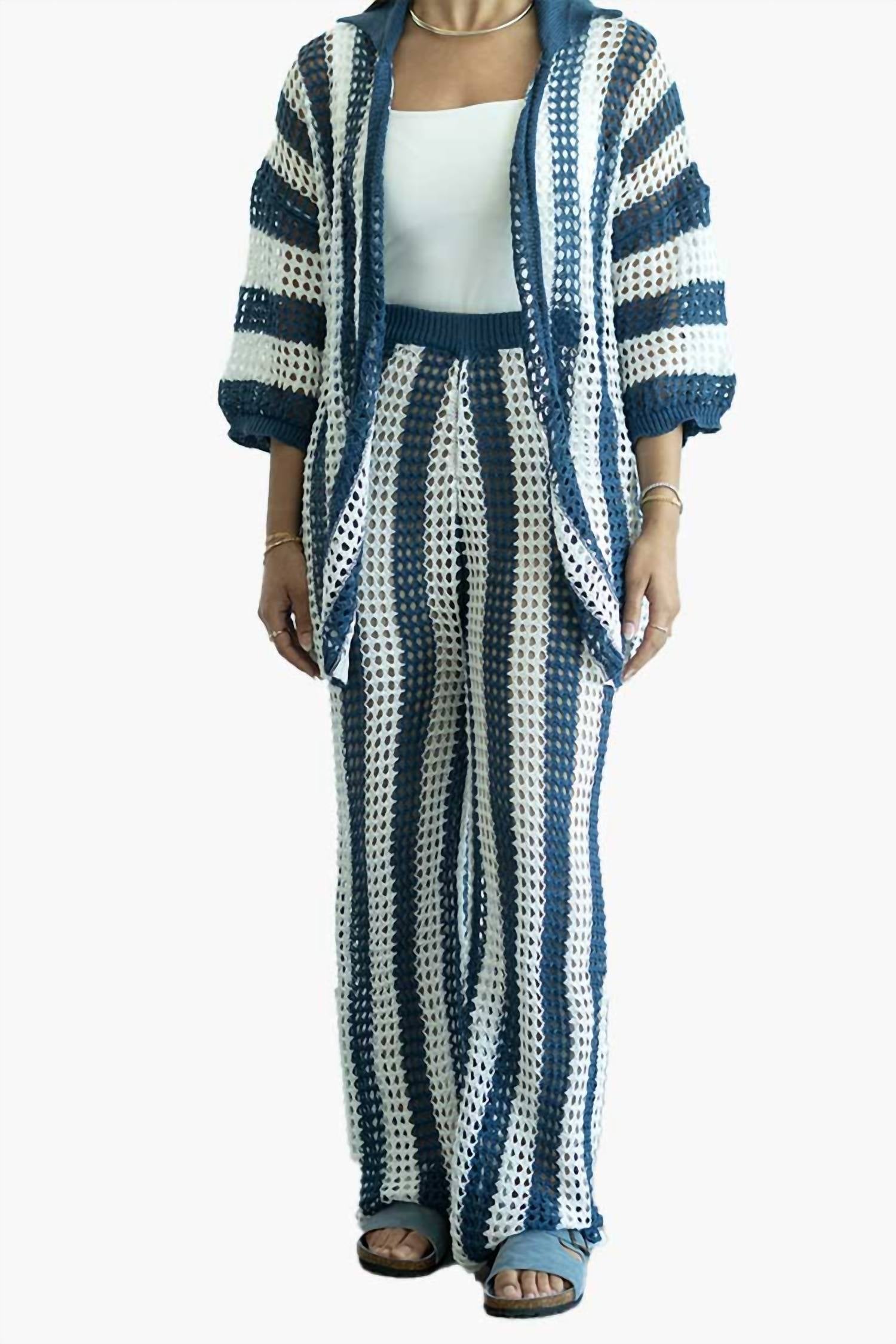 

Вязаный комплект из топа на пуговицах и брюк, цвет: темно-синий Little Trendy, темно-синий