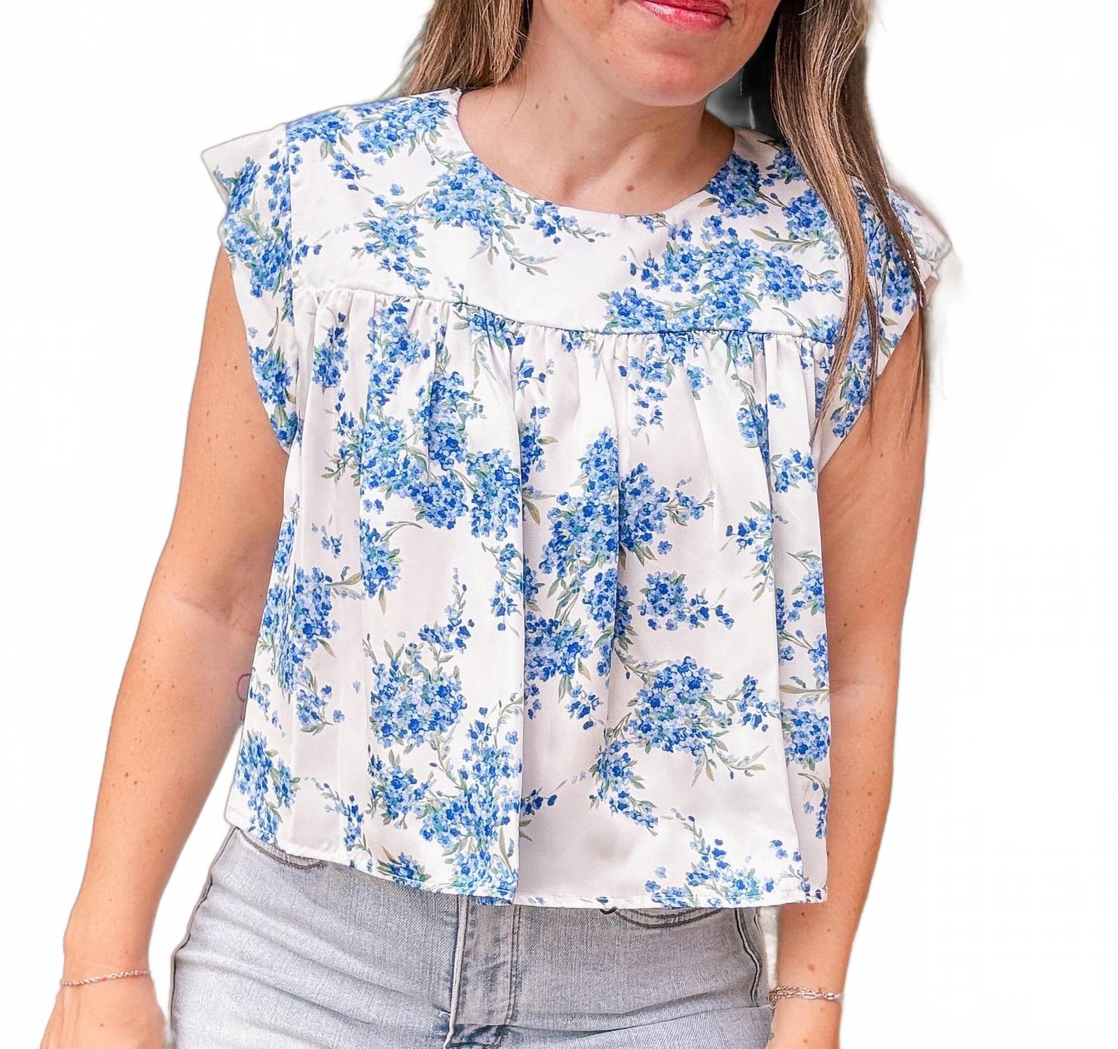 

Bonnet Top In Blue Adrienne