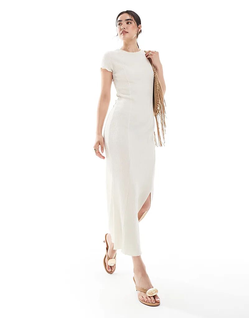 

Платье миди Vero Moda с текстурой и декоративными швами кремового цвета