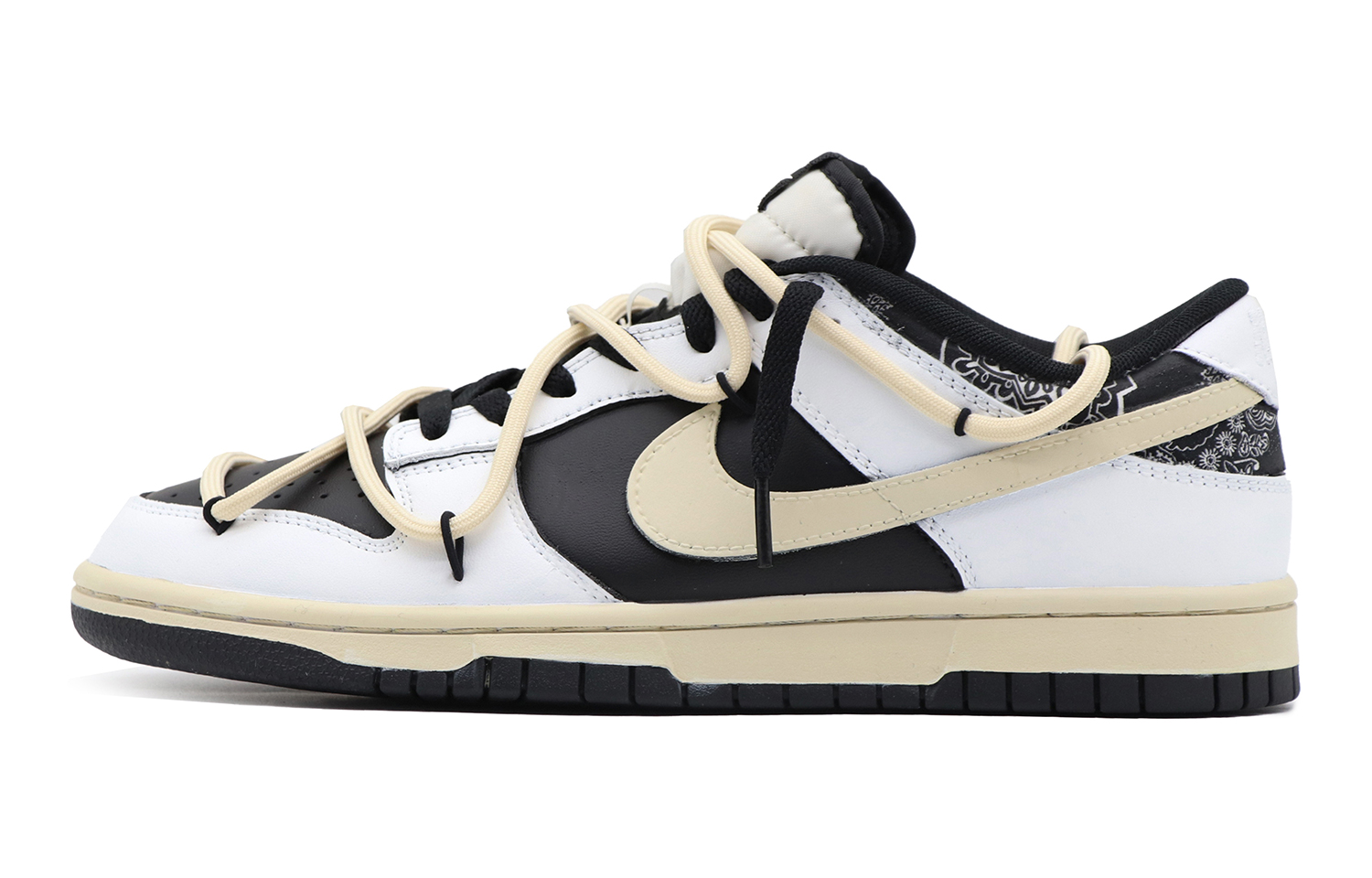 

Женские кроссовки для скейтбординга Nike Dunk, White