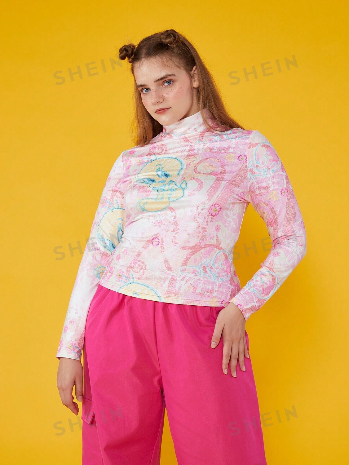 

Топ Shein Plus с мультяшным рисунком, розовый
