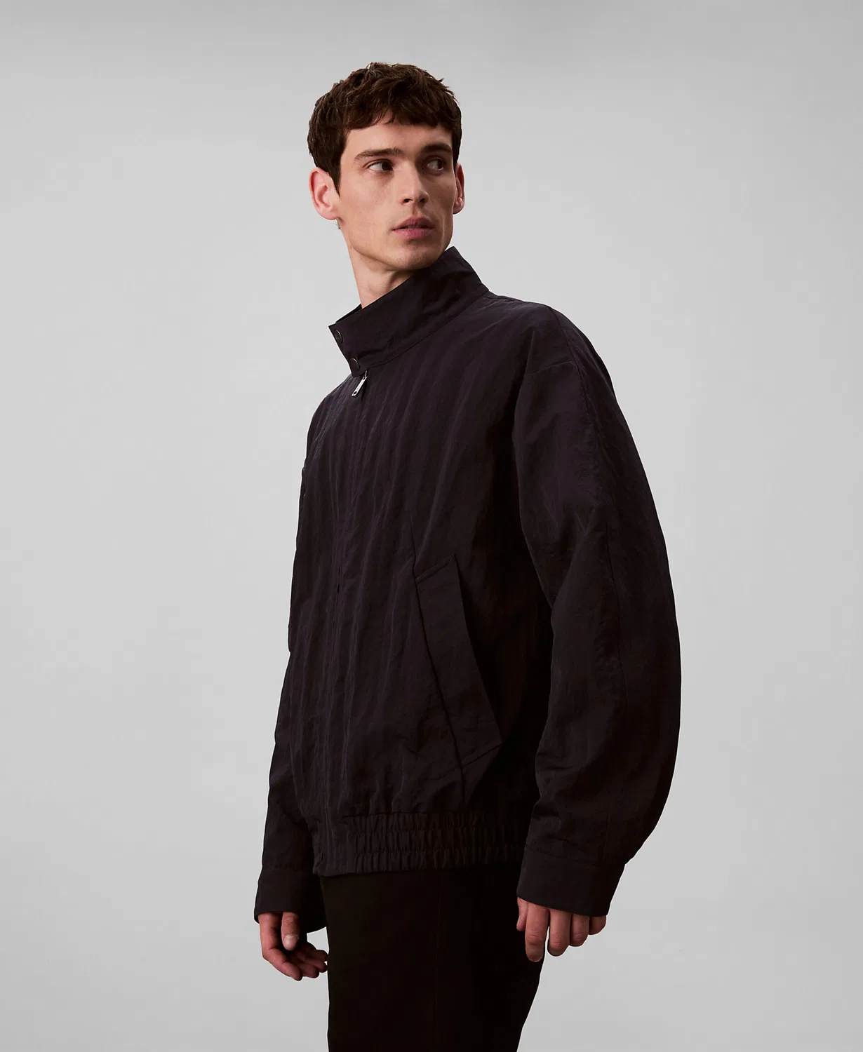 Куртка Calvin Klein межсезонья синего цвета — фото 4