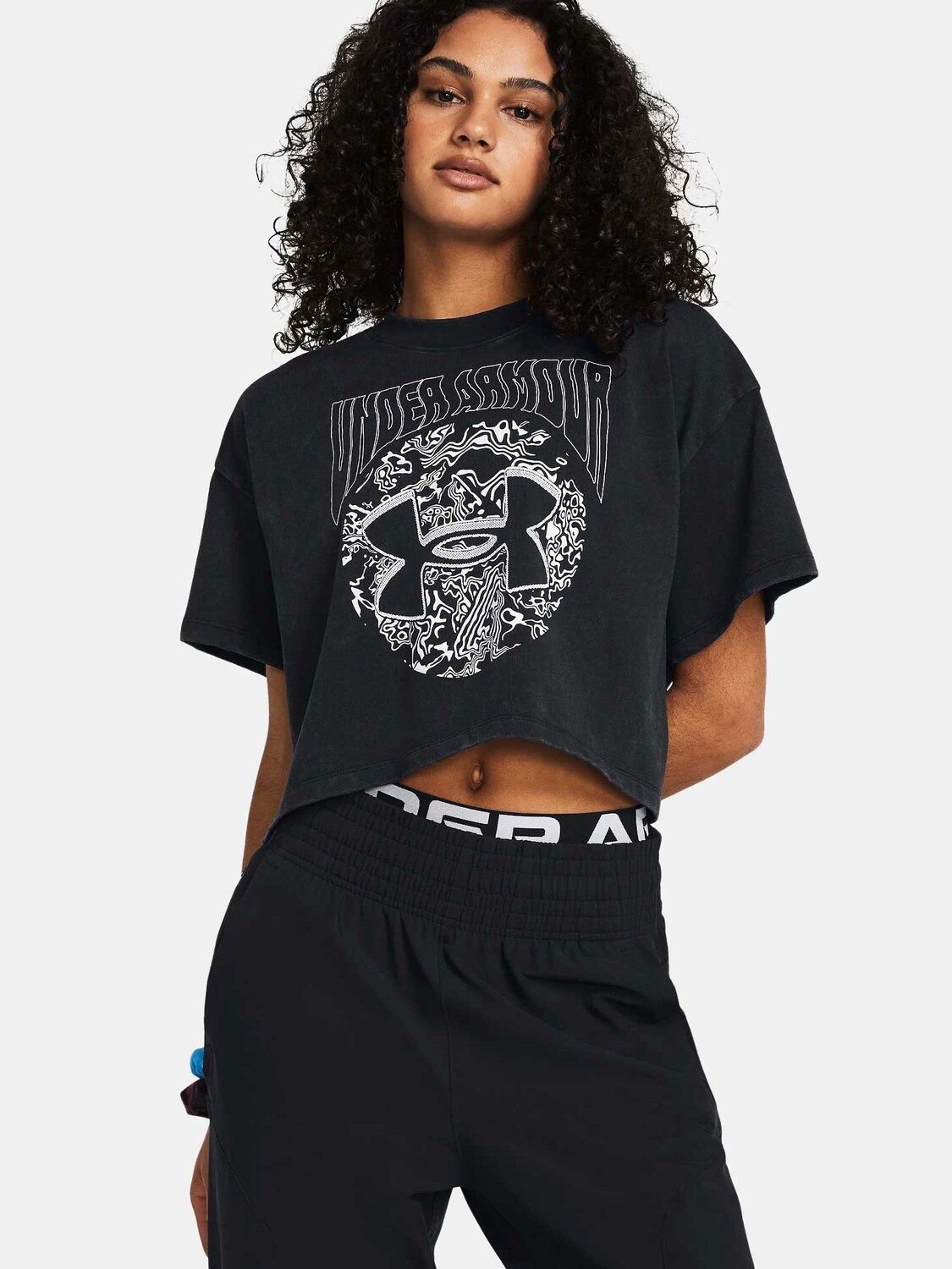 

Футболка Under Armour UA HW Dusk to Dawn Crop SS, черный