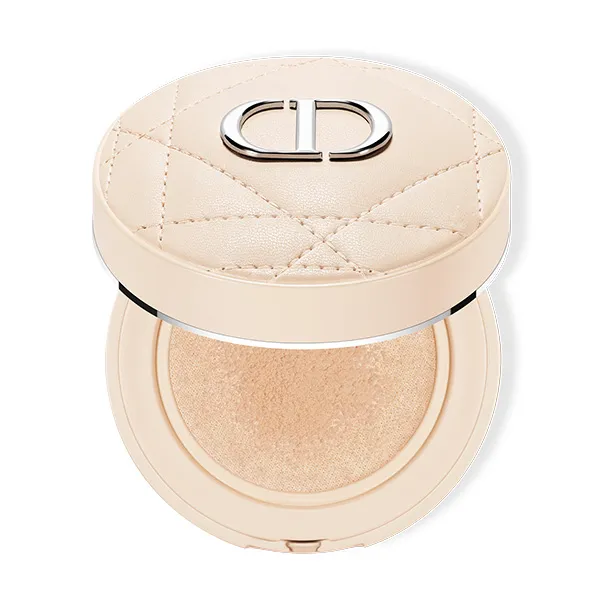 

Ультрадисперсный рассыпчатый порошок Forever Cushion Powder Dior, цвет light