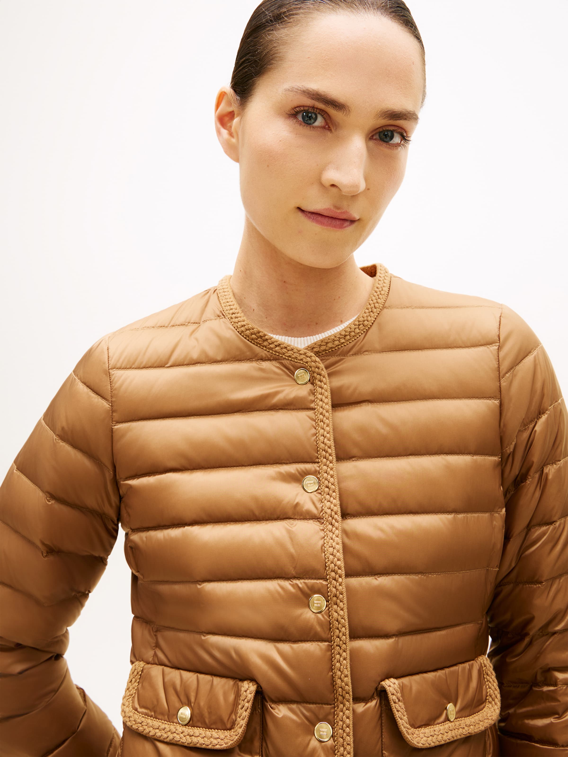 TOMMY HILFIGER Куртка для межсезонья в цвете карамель — фото 2