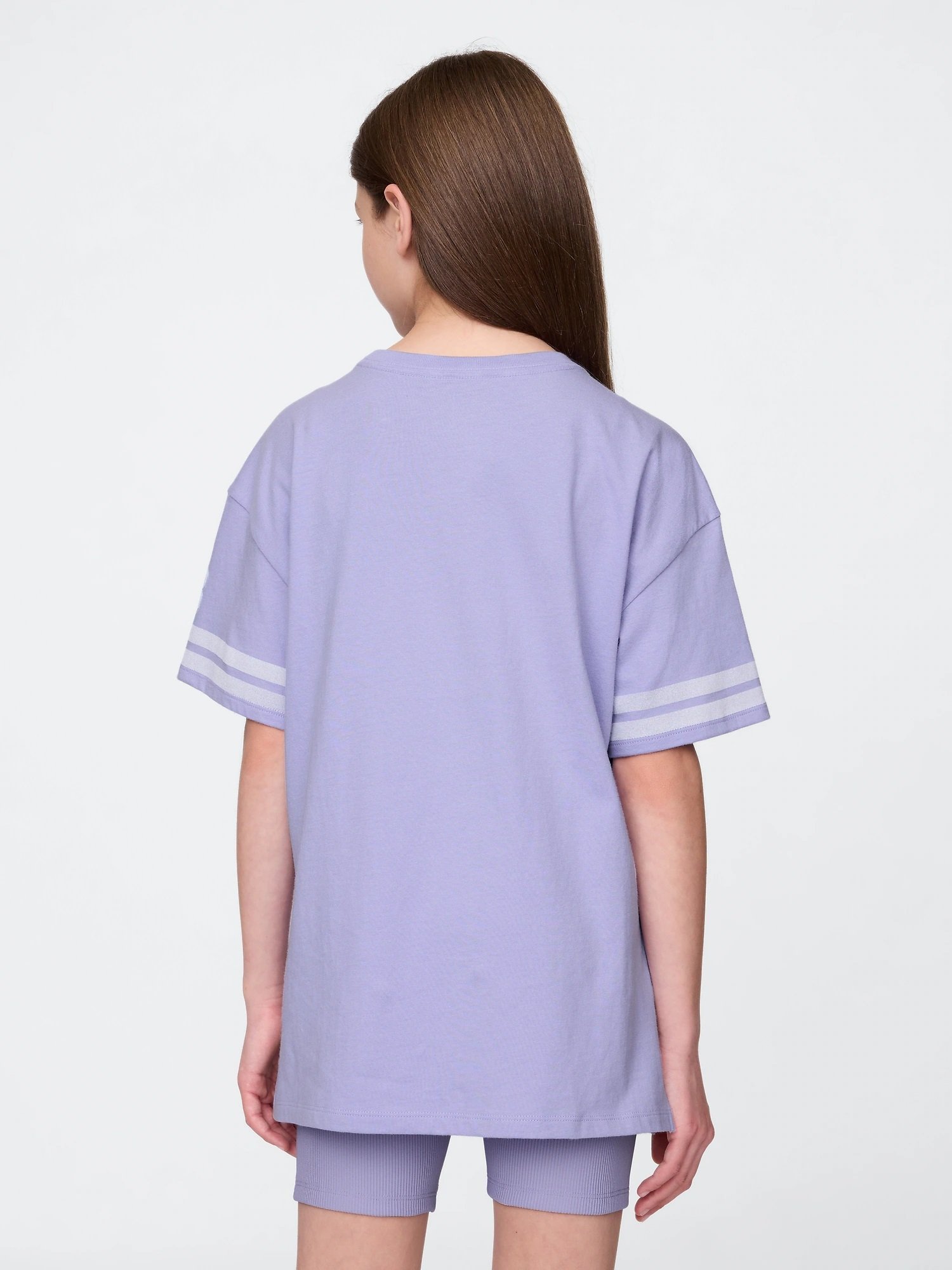 Туника в стиле университетской формы с графическим принтом (детская) Gap, WARM_VIOLET_568 — фото 2