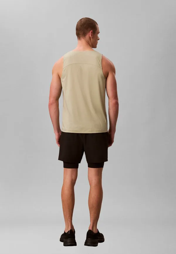 Спортивные шорты woven icon Calvin Klein, Black — фото 3