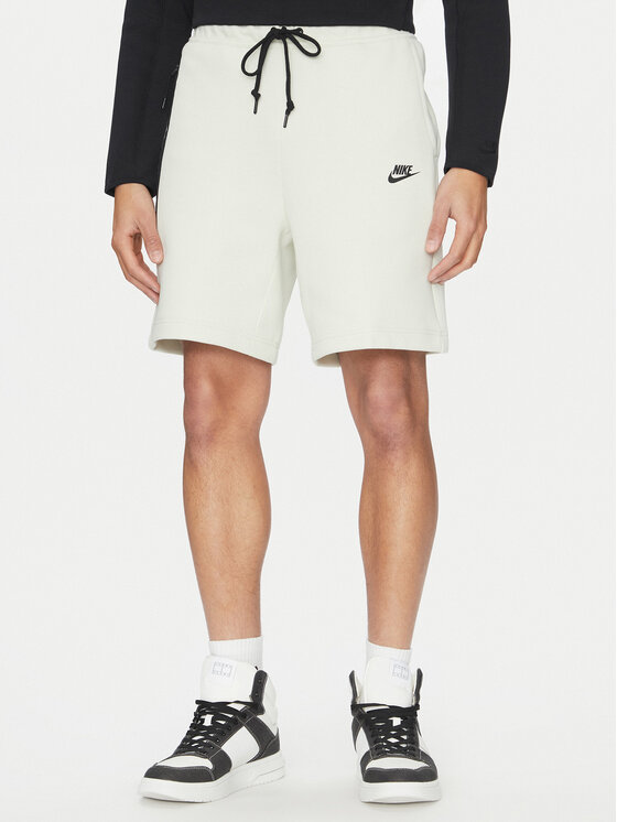 

Спортивные шорты стандартного кроя FB8171 Nike, экрю