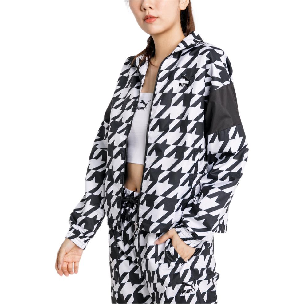 

PUMA Куртки и пальто женские черные белые