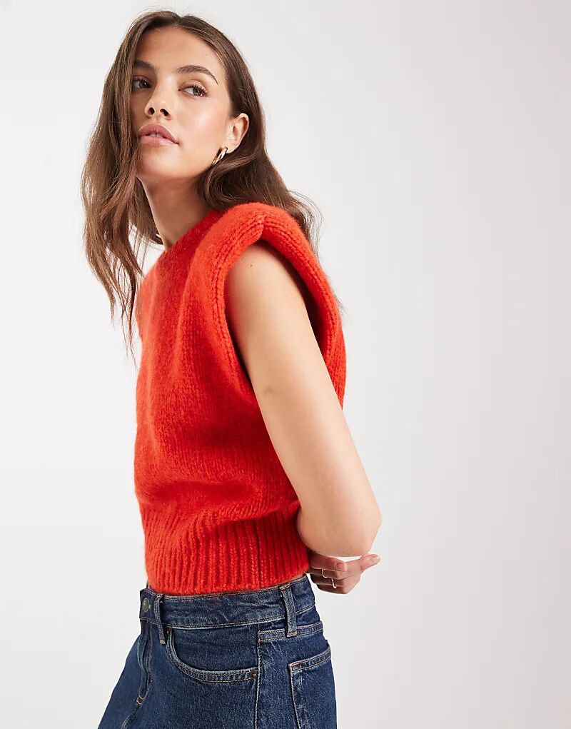 

Майка с подплечниками ASOS DESIGN красного цвета