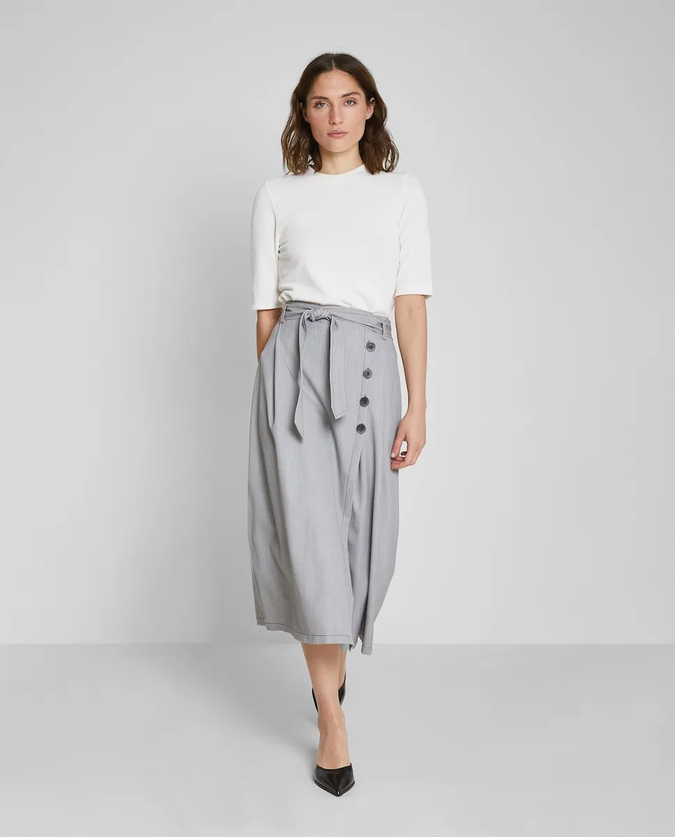 

Миди-юбка с поясом и пуговицами Trucco, серый