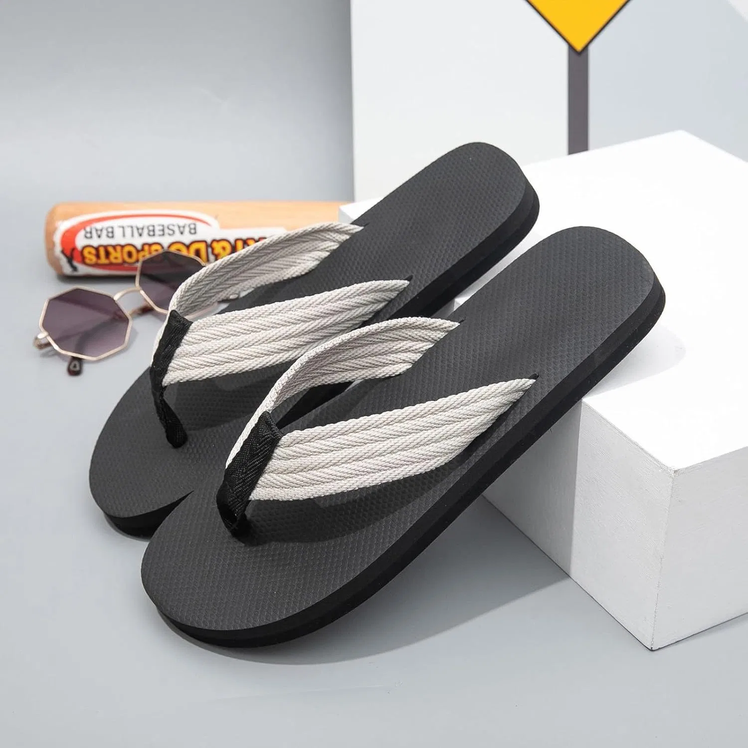 Strandschuhe für Herren, Шлепанцы, leicht, bequem, Шлепанцы, dick, lässig, leicht, atmungsaktiv, weiche Sohle, offen, минималистичный Générique, Weiß — фото 2
