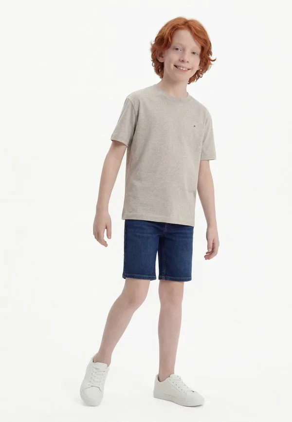 Базовая футболка с вышивкой флага и круглым вырезом. Tommy Hilfiger, Mid Grey Heather