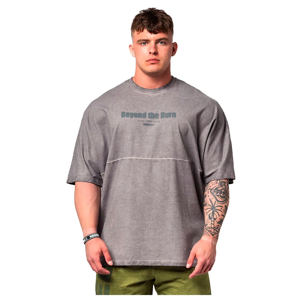 

Футболка с коротким рукавом Nebbia Washed-off oversized heavyweight cotton no shortcuts 369, серый