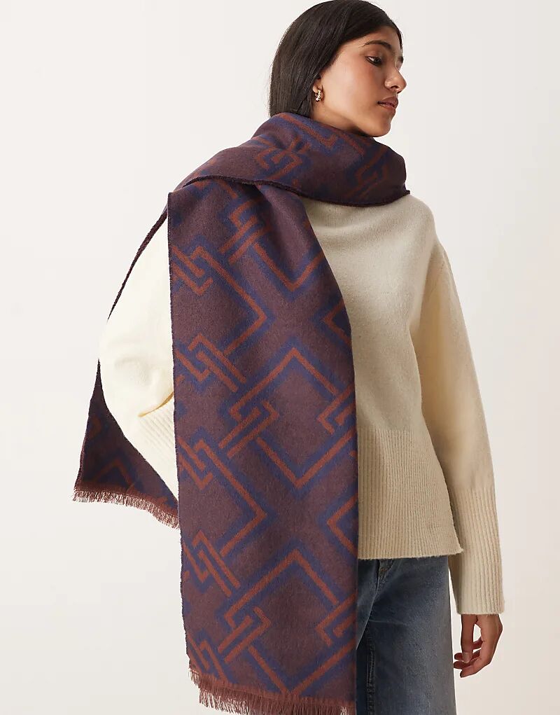 

Тканый шарф ASOS DESIGN с жаккардовым узором в коричневом и темно-синем цветах