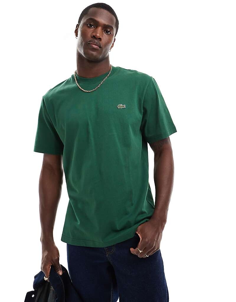 

Зеленая футболка с логотипом Lacoste