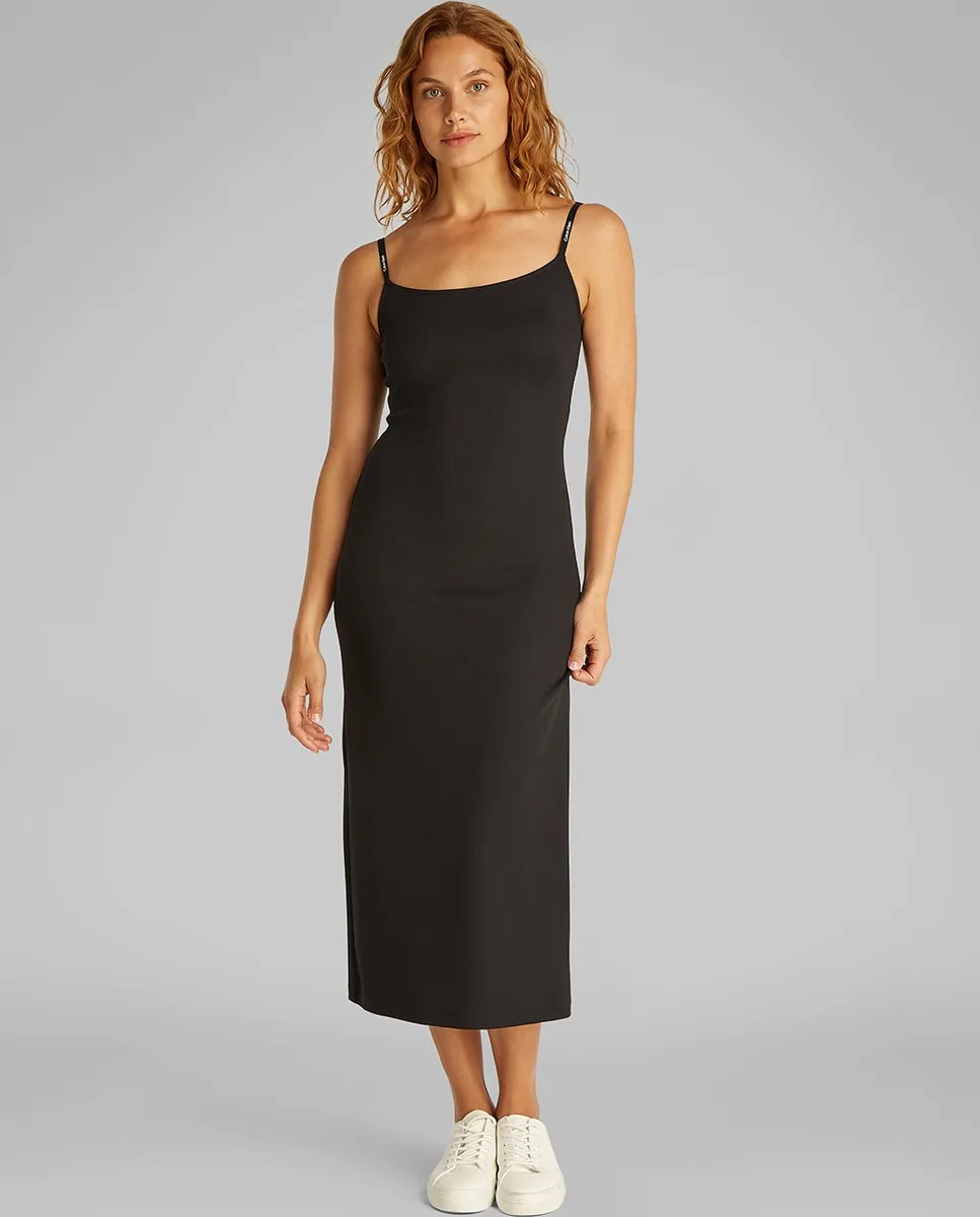 

Длинное женское платье на бретелях Calvin Klein Jeans, черный