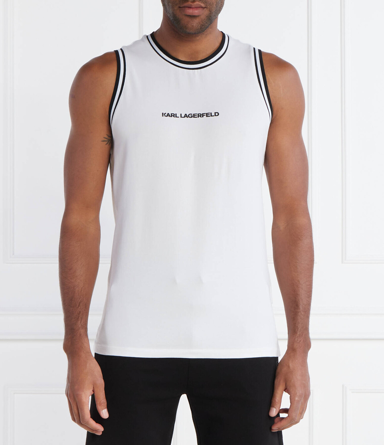 

Футболка Karl Lagerfeld Regular Fit, белый