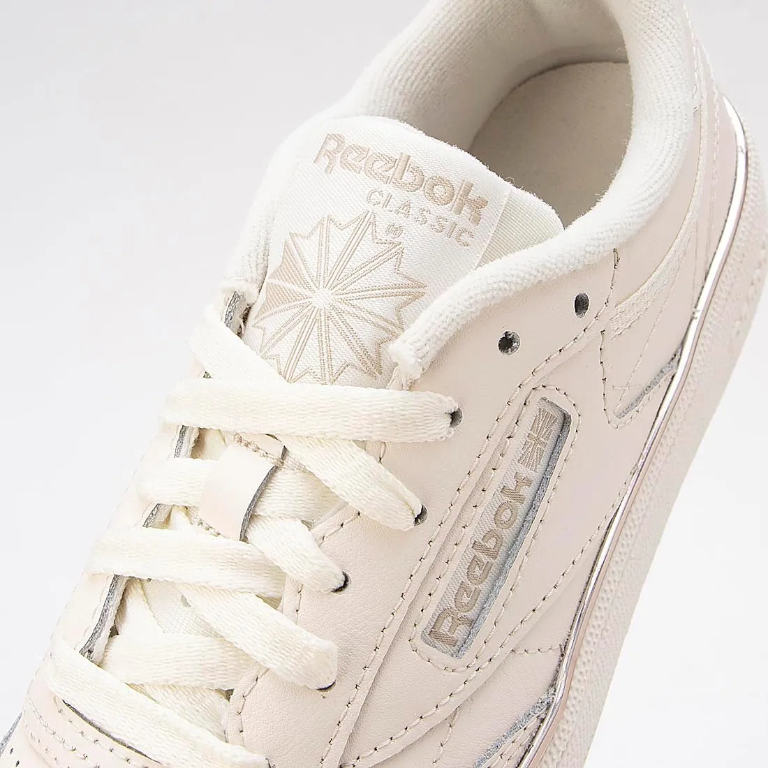 Кроссовки Reebok Workout Low Classic, Vintage Chalk — фото 3