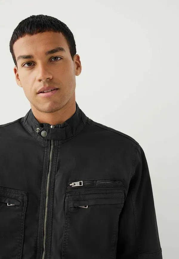 Куртка Next Regular fit lined funnel light jacket, черный — фото 4