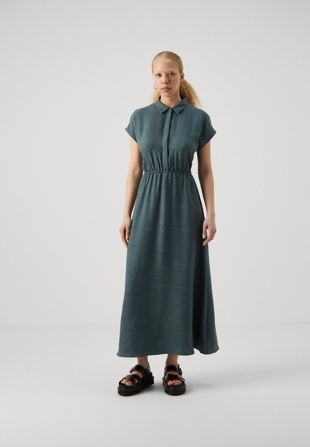 

Платье-рубашка Vmmelony Long Tie Dress Vero Moda, бальзамический зеленый