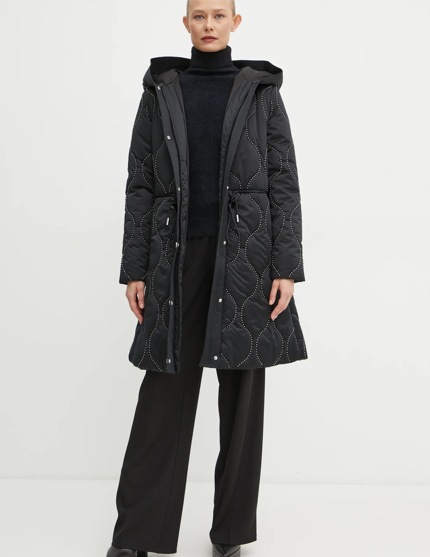 

МАИТЕ куртка Guess, черный