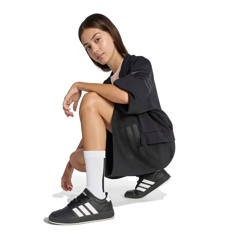 Длинные шорты adidas Future Icons с тремя полосками, черный — фото 4