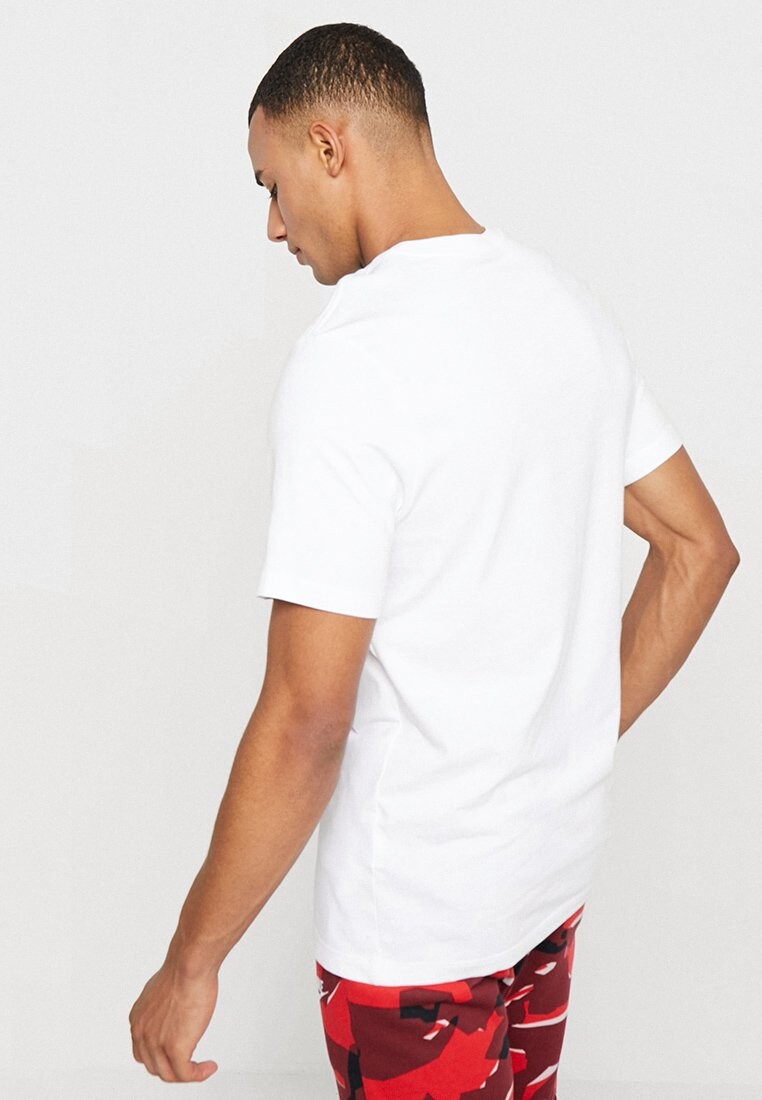 Футболка с принтом TEE ICON FUTURA UNISEX Nike Sportswear, цвет white/black/university red — фото 3